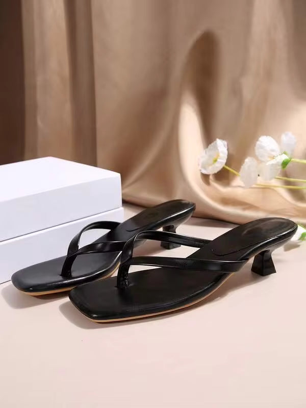 2026 New Square Toe Strap Low Heel Sandals - Black, Versatile, Thin Heel, Women's Thong Flip Flops